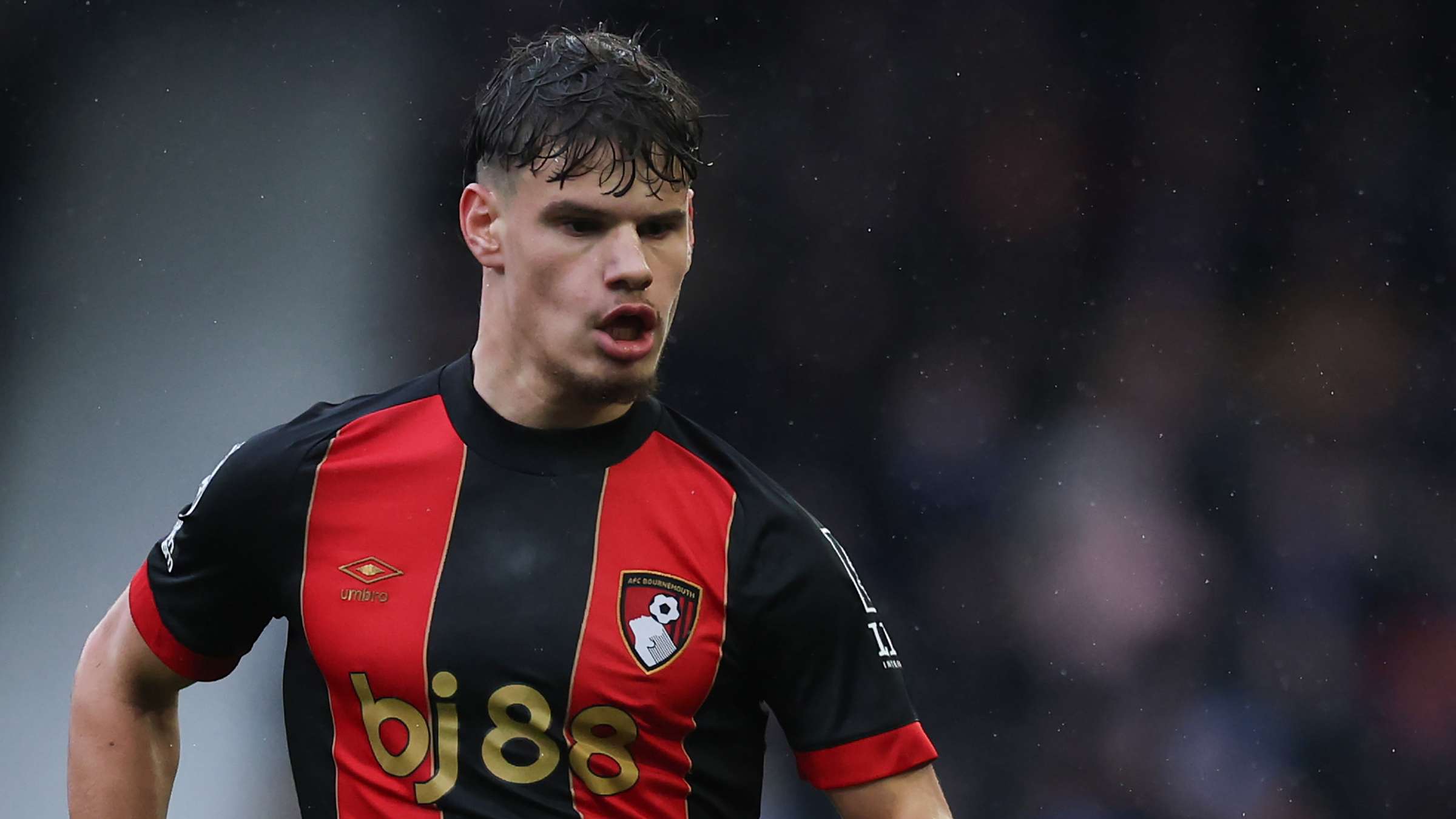 中国男足4比0战胜缅甸队，扬科维奇收获上任后首胜.